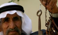 نحن جيلٌ دمُه كان سلاحَهْ